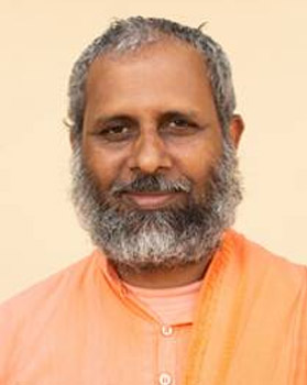 Swami Devapriyananda Giri