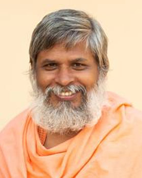 Swami Nityapremananda Giri