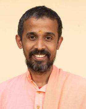 Swami Vairagyananda Giri